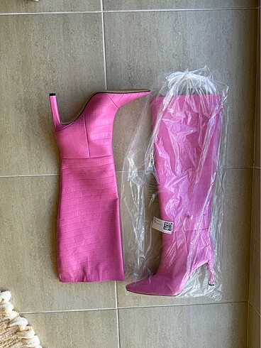 H&M H&M pembe, topuklu çizme