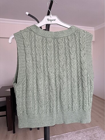 Stradivarius Soft yeşil yelek