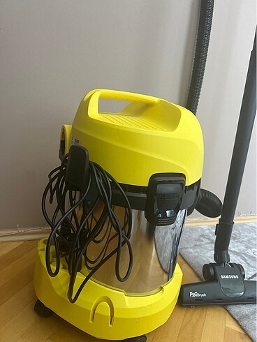 Beden Renk Karcher ev süpürgesi ve su çekme özelliği