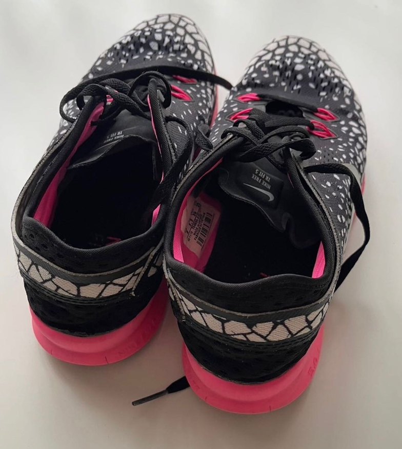 Nike Spor Ayakkabı - Görsel 2