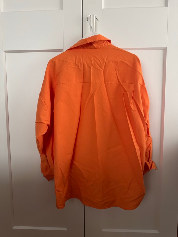 Turuncu Gömlek - Görsel 2