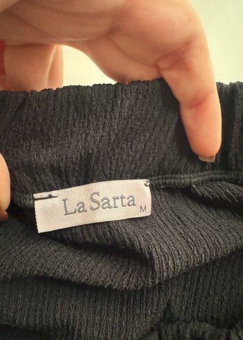 La Sarta Siyah Mini Fırfırlı Etek - Görsel 3