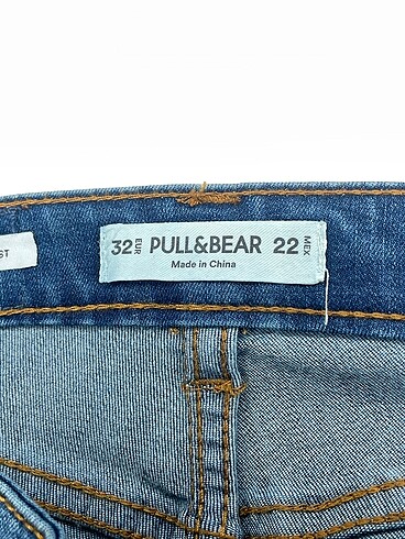 32 Beden mavi Renk Pull and Bear Jean / Kot %70 İndirimli.