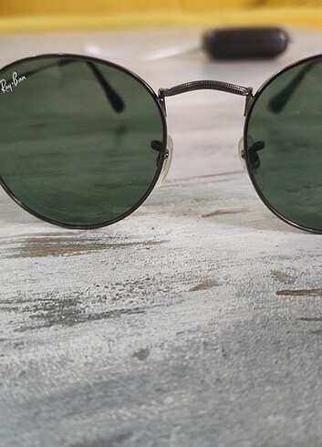 Orijinal Ray-Ban güneş gözlüğü ( paketinde)