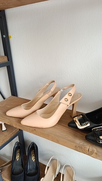 Diğer Stiletto 
