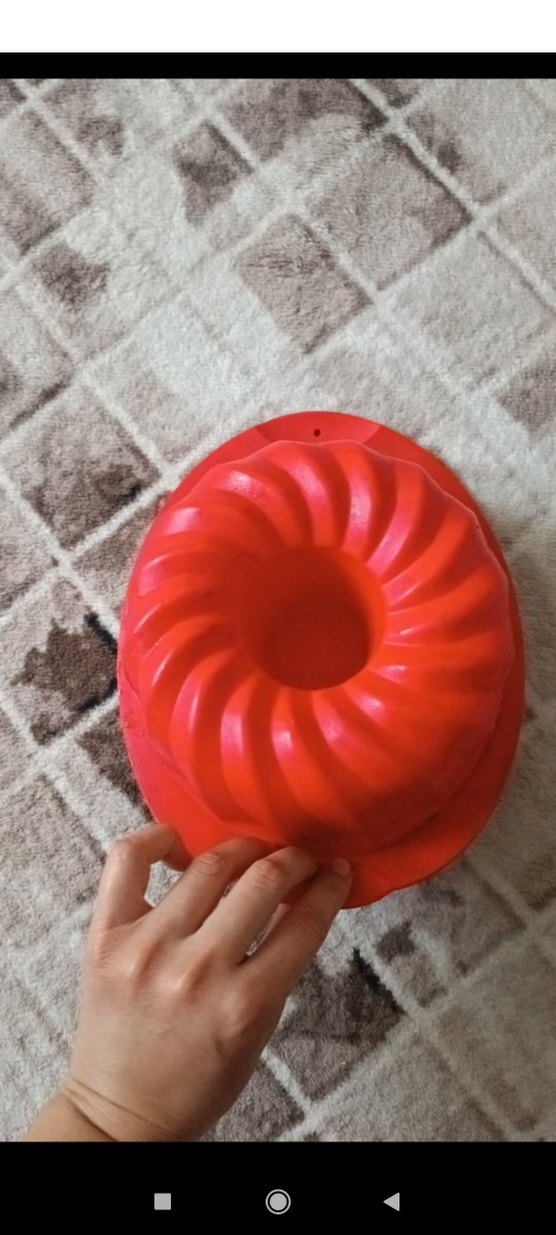 Kırmızı Silikon Kek Kalıbı - Görsel 3