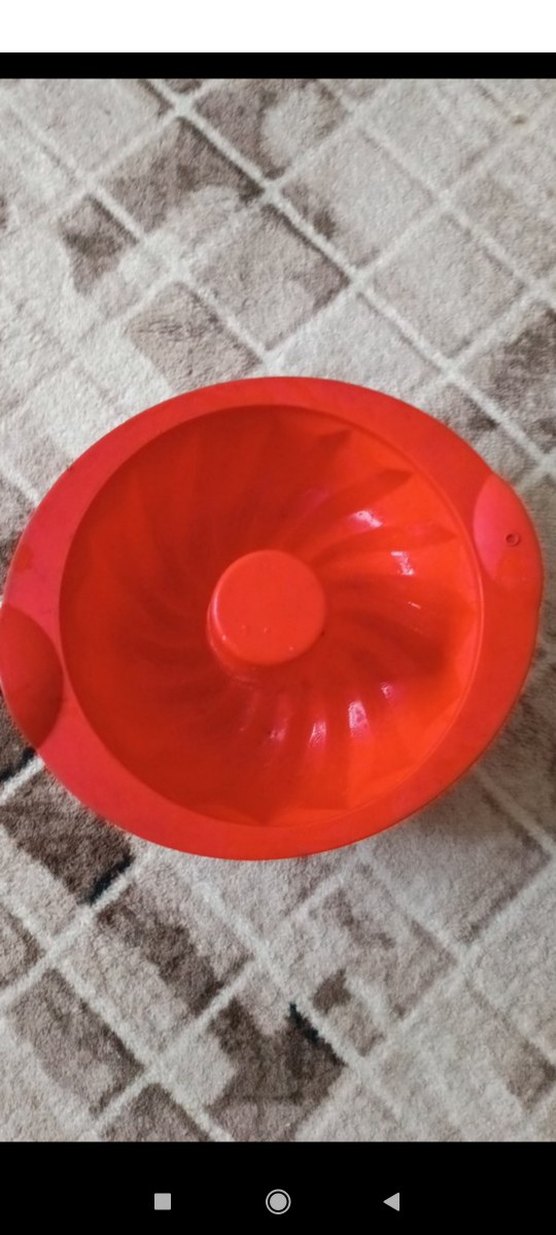 Kırmızı Silikon Kek Kalıbı - Görsel 2