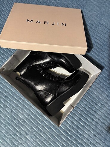 Marjin Bot Postal