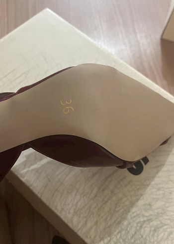 36 Beden bordo Renk Bordo Deri Tokalı Stiletto Kadın Ayakkabı