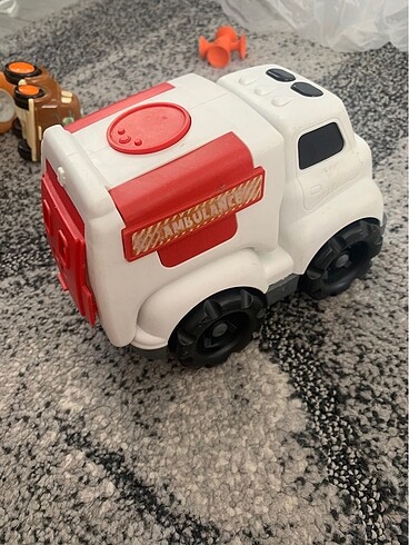  Ambulance araba