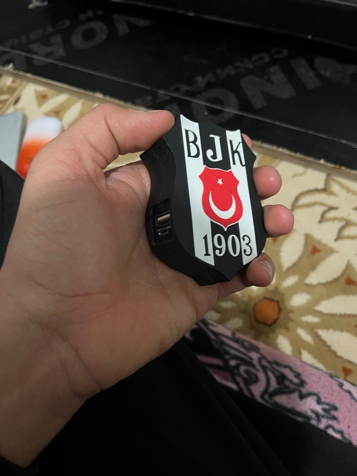 BJK fanatiklere özel 6000 mh pover bank - Görsel 3