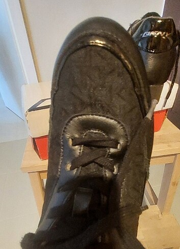 38 Beden siyah Renk Orjinal DKNY 