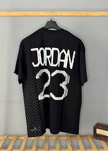 Siyah Baskılı Erkek Tişört - Görsel 4