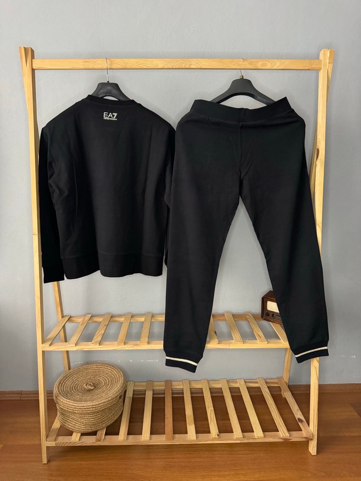 EA7 Siyah Kadın Sweatshirt ve Eşofman Altı Takımı - Görsel 4