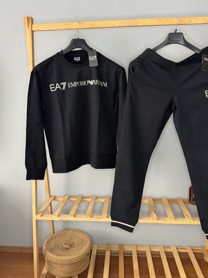 EA7 Siyah Kadın Sweatshirt ve Eşofman Altı Takımı - Görsel 3