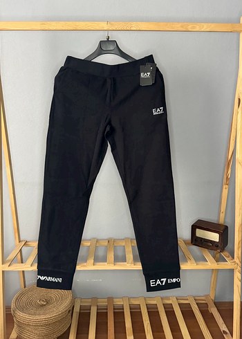 Kadın Siyah Elastik Bel Mini Sweatpant - Görsel 2