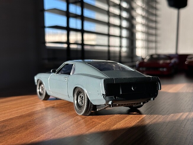 Beden FORD MUSTANG 1/24