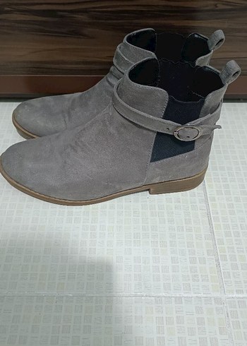 39 Beden Açık kahve Süet Tokalı Kadın Bot