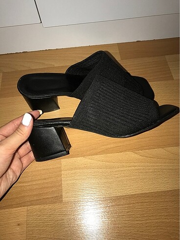 37 Beden topuklu terlik