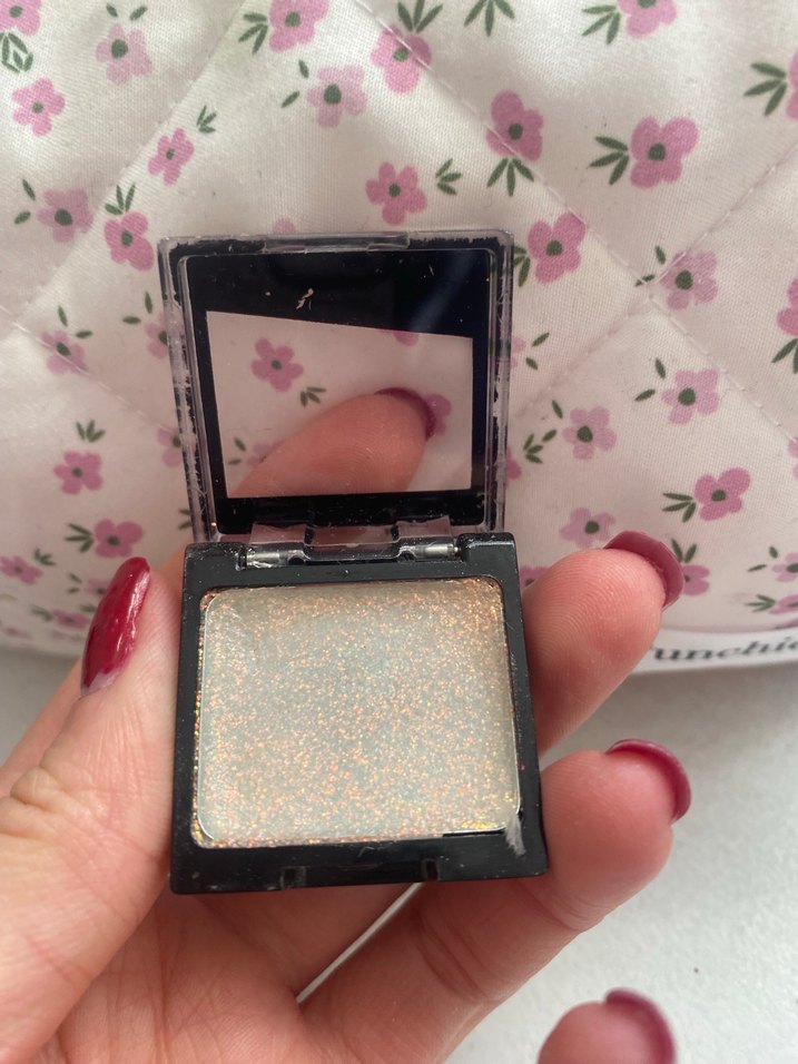 Wet n Wild Parlak Bej Far - Görsel 2