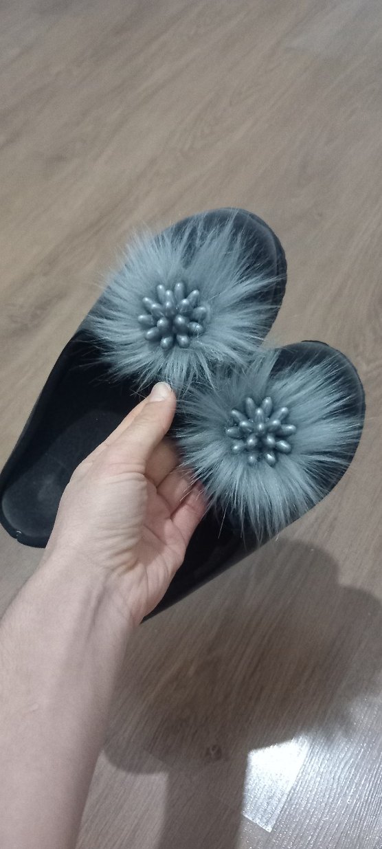 38 numara ev terligi Gri Kürklü Kadın Dolgu Topuk Terlik - Görsel 2