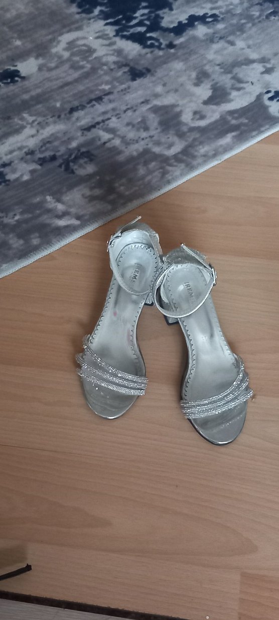 Gri taş  Desenli Tokalı Topuklu Abiye Ayakkabı - Görsel 4