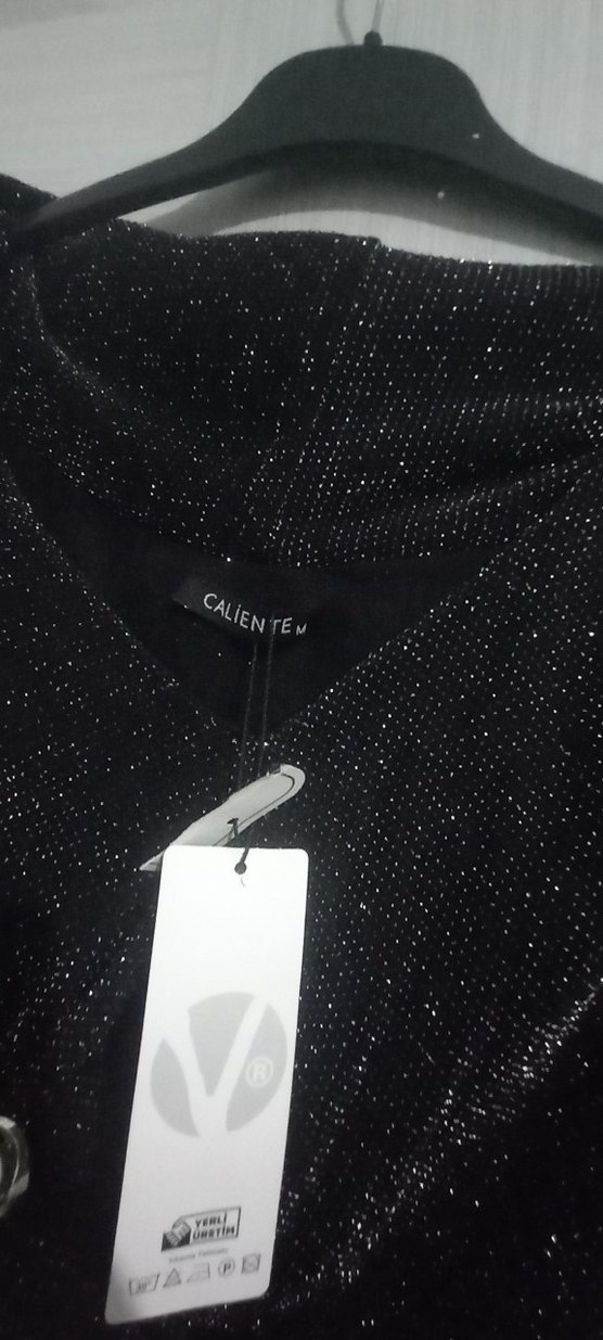 Düğmeli Siyah Kısa parlak Bluz - Görsel 2