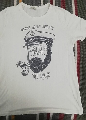 Beyaz t-shirt 