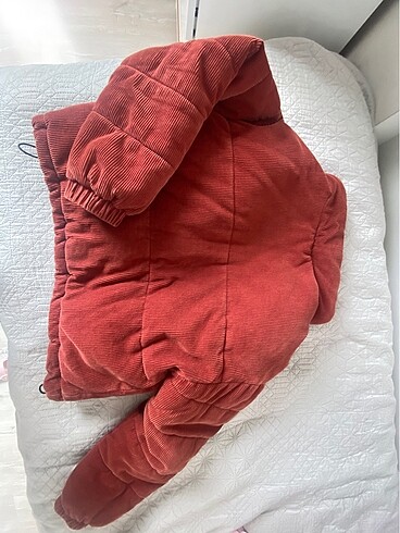 xs Beden bordo Renk Bershka Şişme Mont