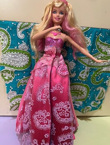 Beden Renk Barbie Rock Star Film Bebeği
