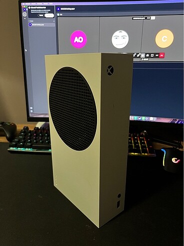 Xbox series s + 2 kol