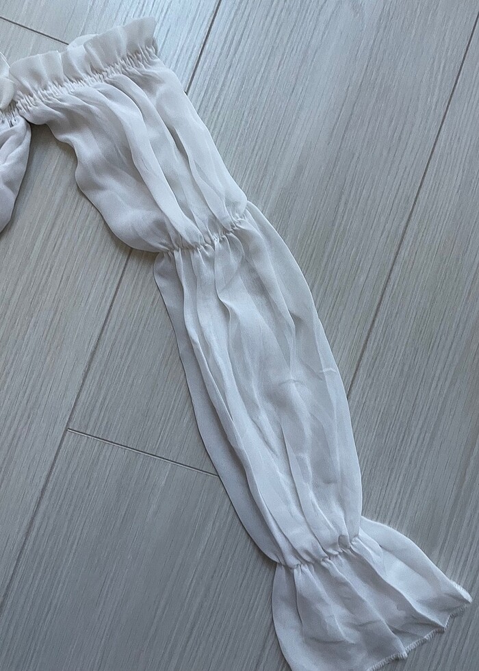 büzgülü detaylı bluz - Görsel 2