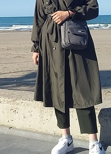 Diğer Haki yeşil trençkot 