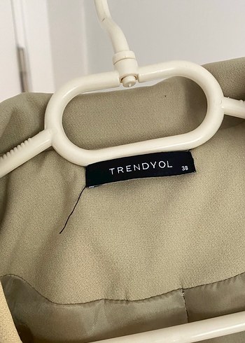 38 Beden Bej Düğmeli Kadın Blazer Ceket