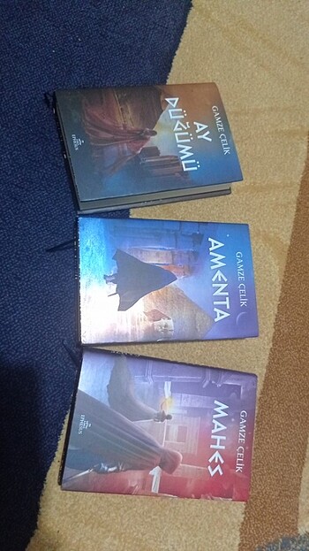 Piramit serisi (ilk 3 kitap)
