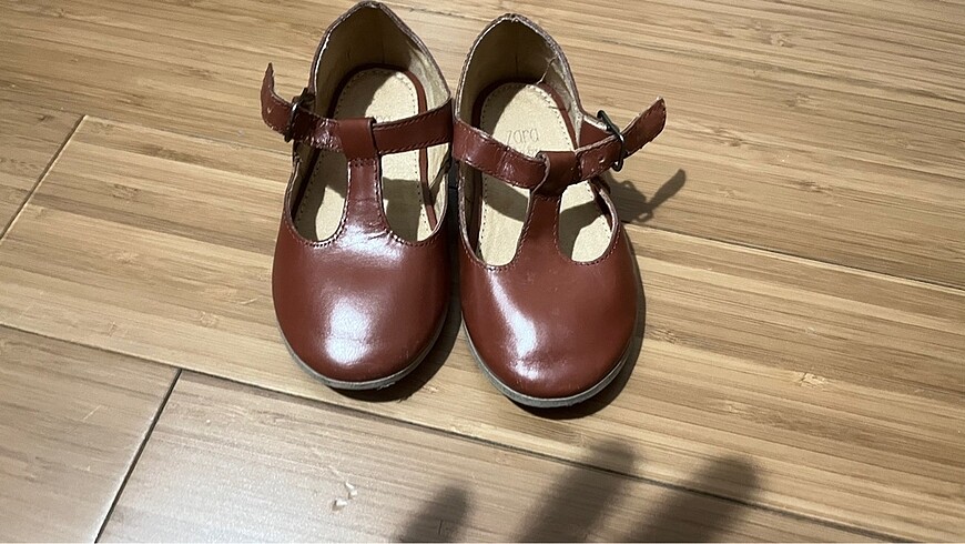 Zara bebek ayakkabısı 21 numara
