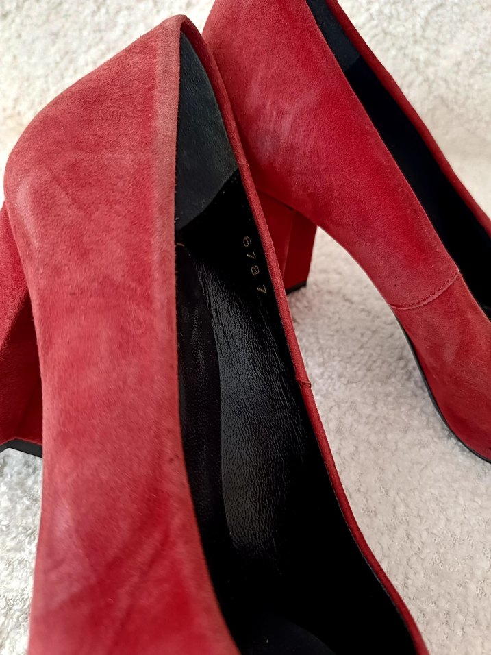 Topuklu ayakkabı - Görsel 4