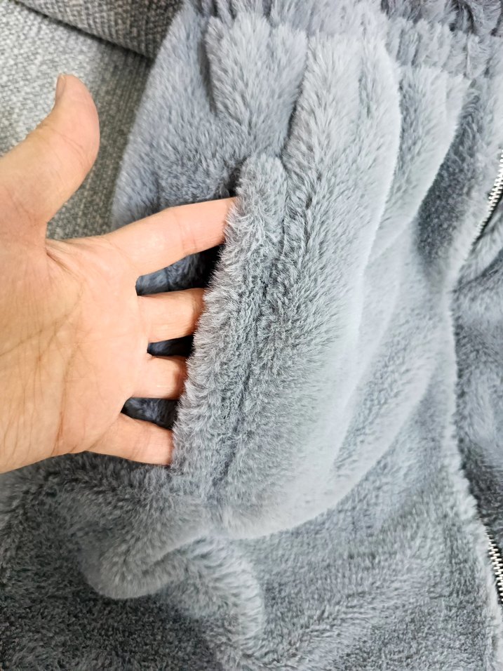 Gri Kürk Yelek - Görsel 2