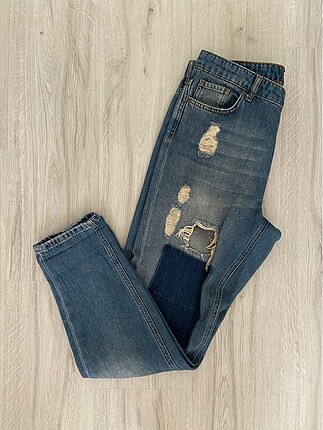 Boyfriend yırtık jean