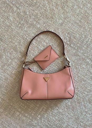 Pembe Deri Fermuarlı Kadın Omuz Çantası
