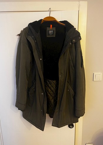 Loft Koyu Haki Kapusonlu Kislik Parka