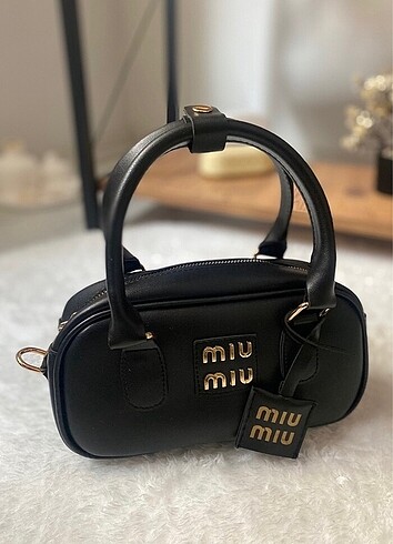 Miu miu çanta