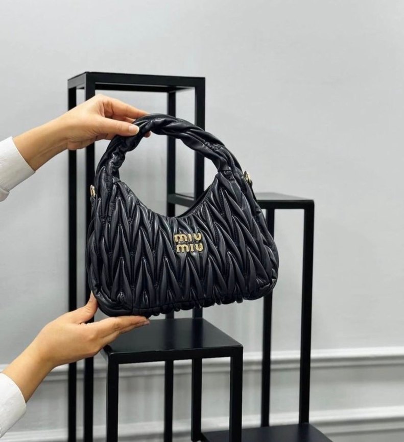 Siyah Nakışlı Kadın Bel Çantası - Görsel 2