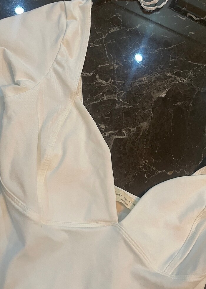 Stradivarius - Görsel 2