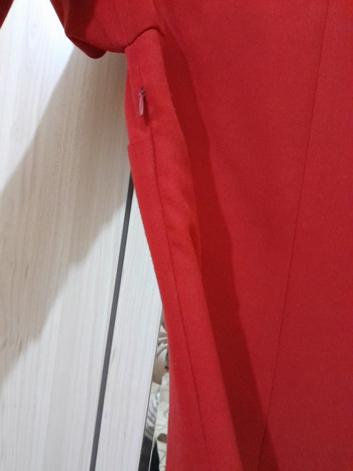 Kırmızı V Yaka elbise - Görsel 4