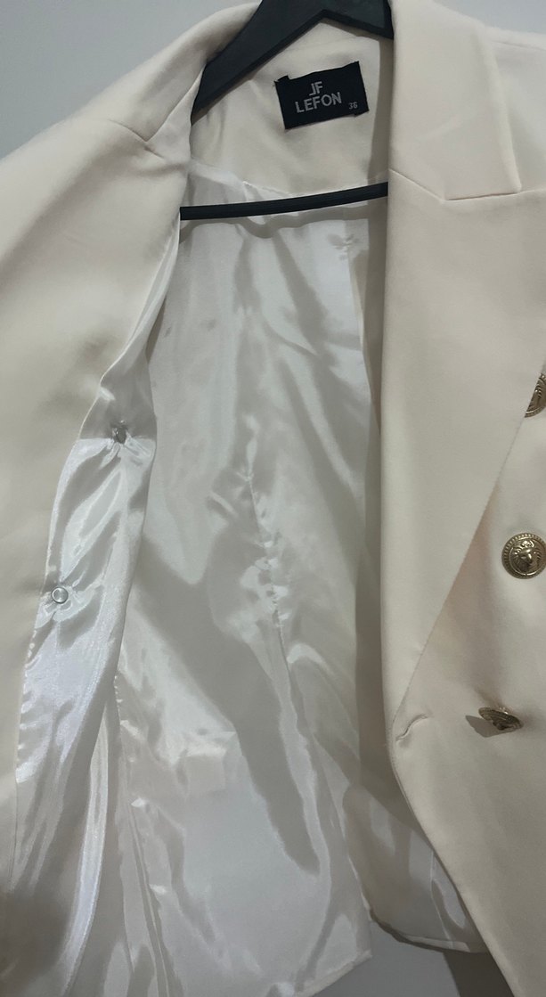 Düğmeli Beyaz Kadın Blazer Ceket - Görsel 4