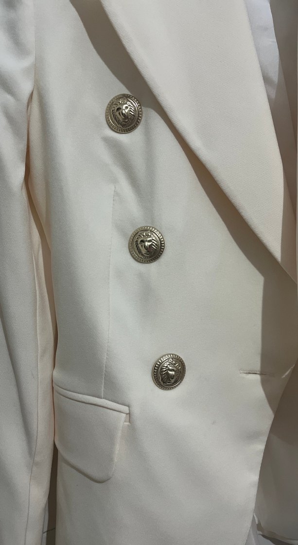 Düğmeli Beyaz Kadın Blazer Ceket - Görsel 3