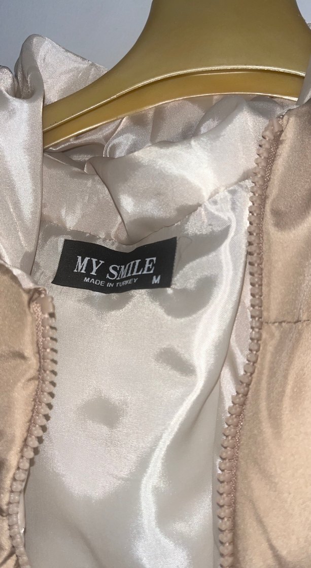 Bej Kapüşonlu Kadın Şişme Yelek - Görsel 2