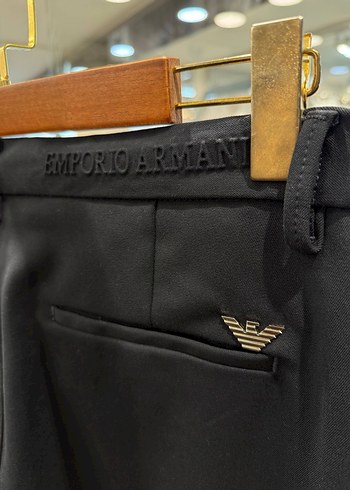 Emporio Armani Siyah Regular Fit Kemerli Erkek Pantolon - Görsel 2