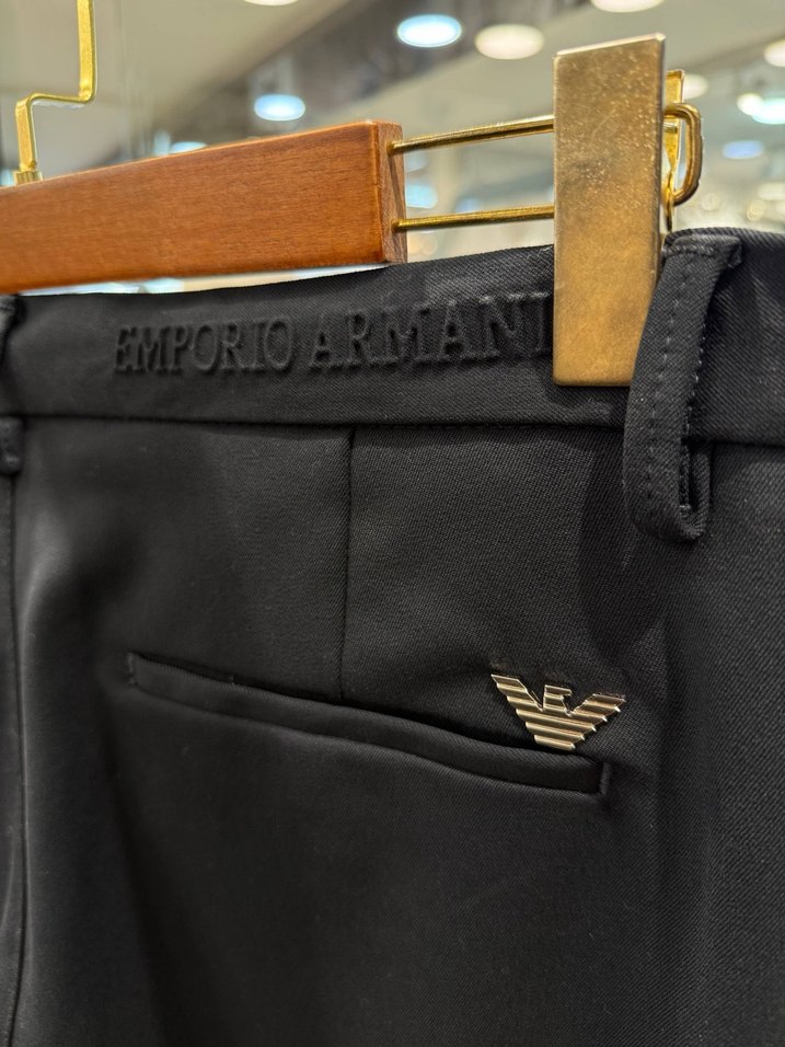 Emporio Armani Siyah Regular Fit Kemerli Erkek Pantolon - Görsel 2